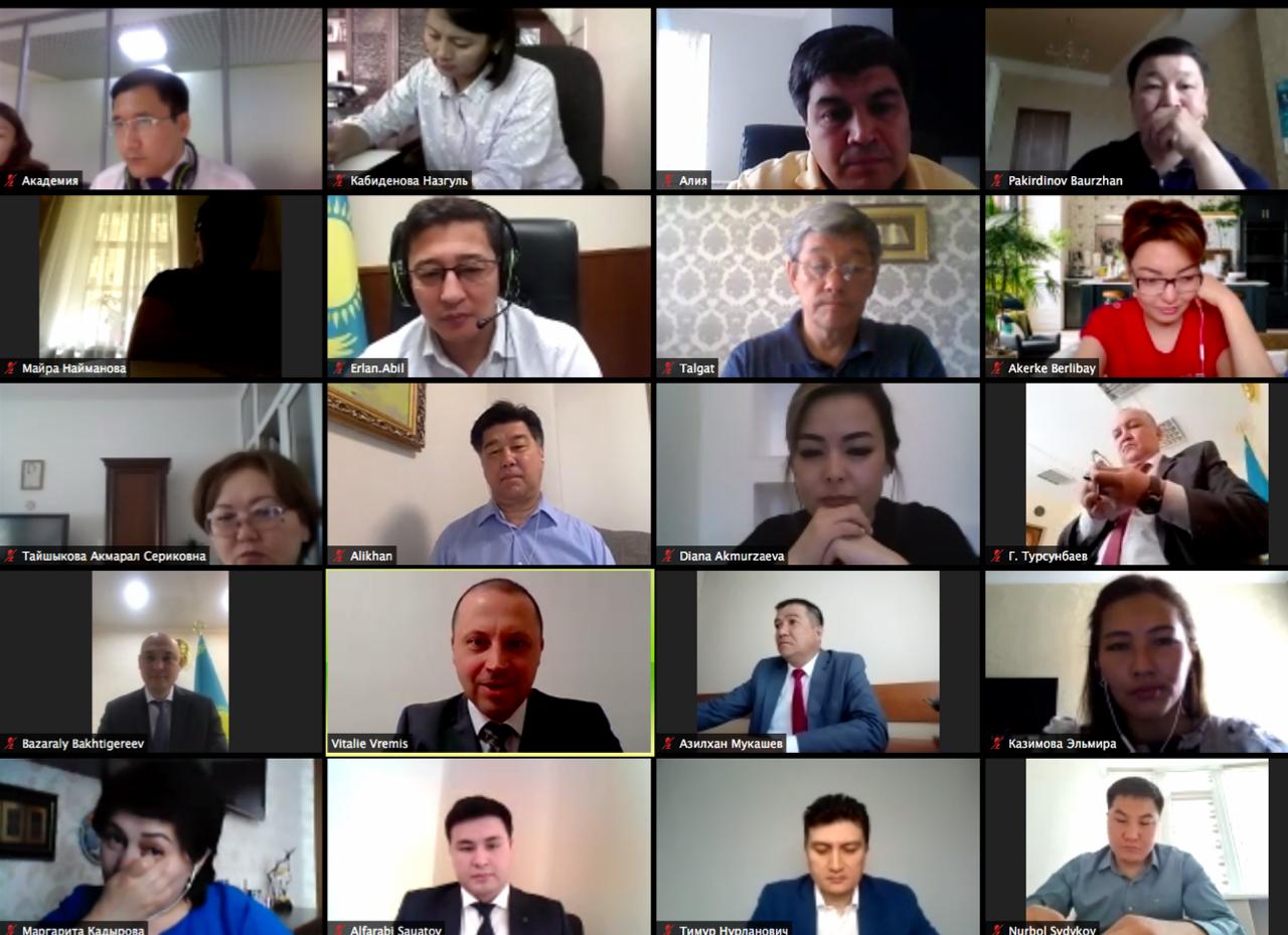 1,000 civil servants in Kazakhstan upgrade their digital and communication skills